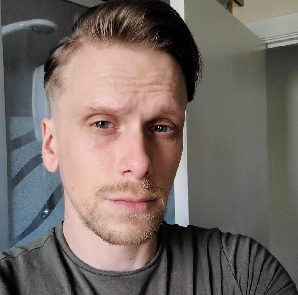 TheMaxDamage Chatroom