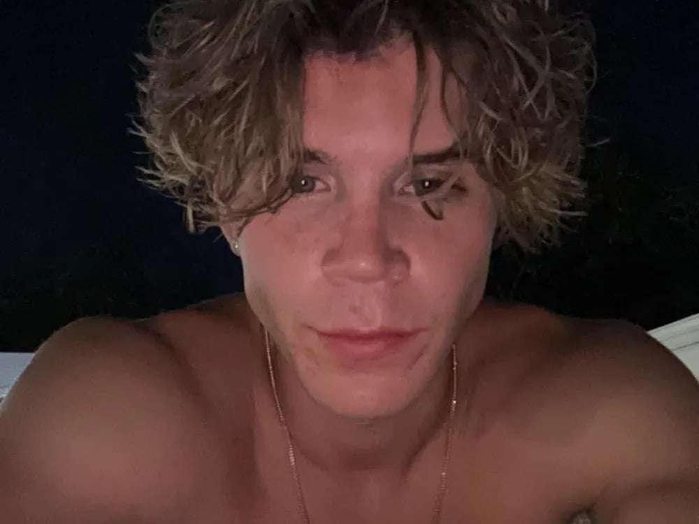 TheOnlyLogan Chatroom