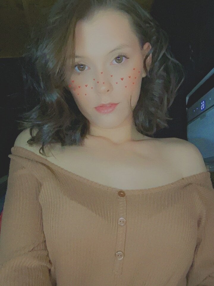 Thedeepwebcutie Chatroom