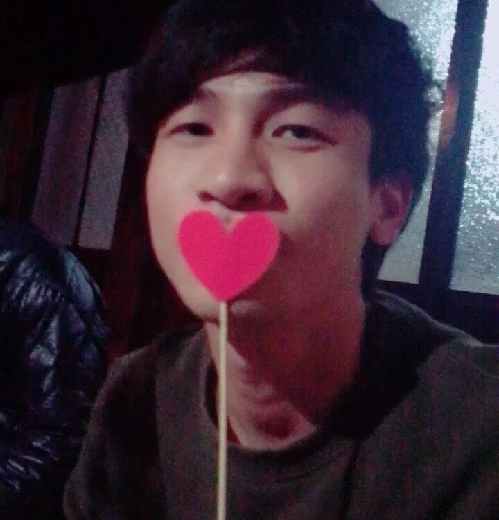 Themoon7041 Chatroom