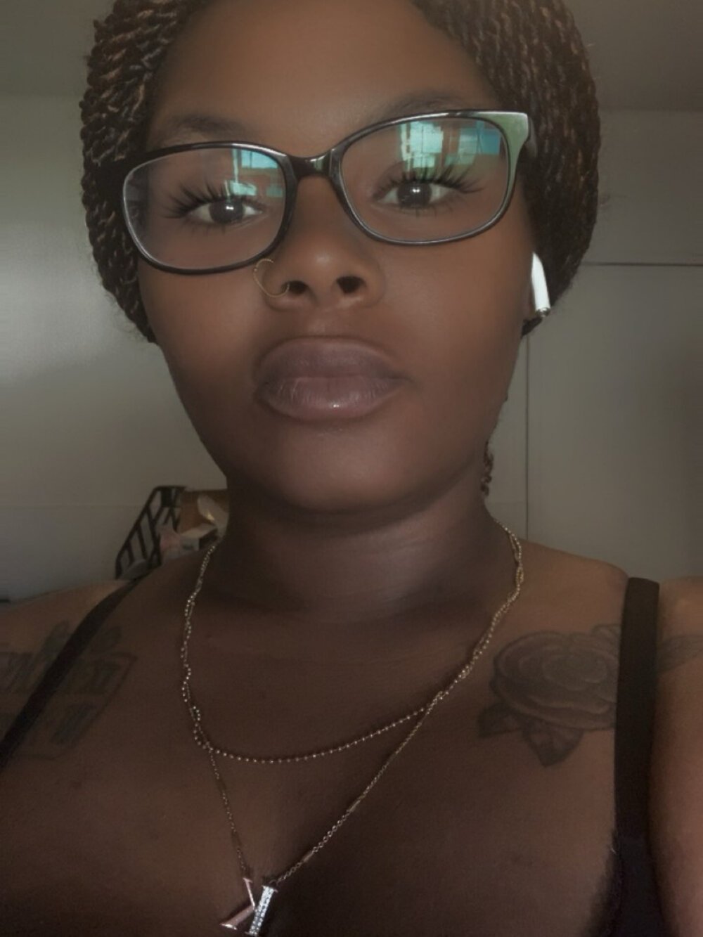 ThickChick94 Chatroom