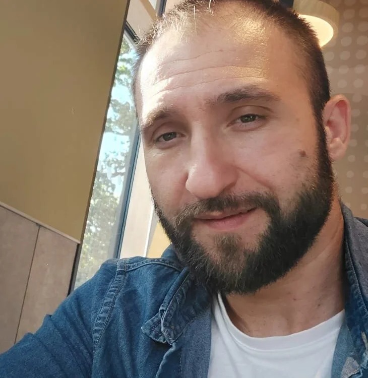ThickDick91Tr Chatroom
