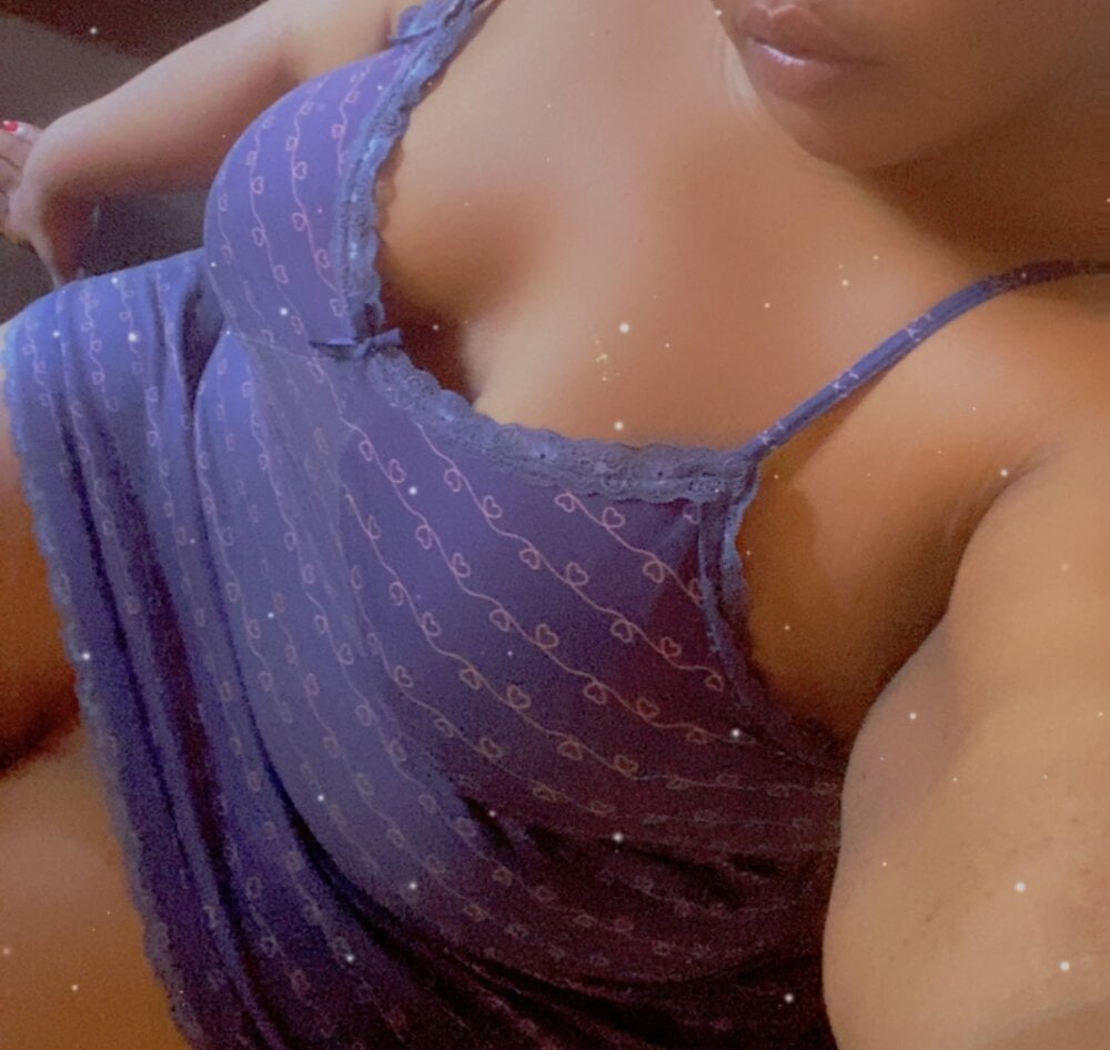 ThickTana Chatroom