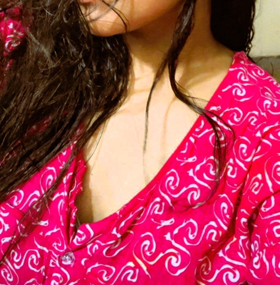 ThickkDesiDoLL Chatroom