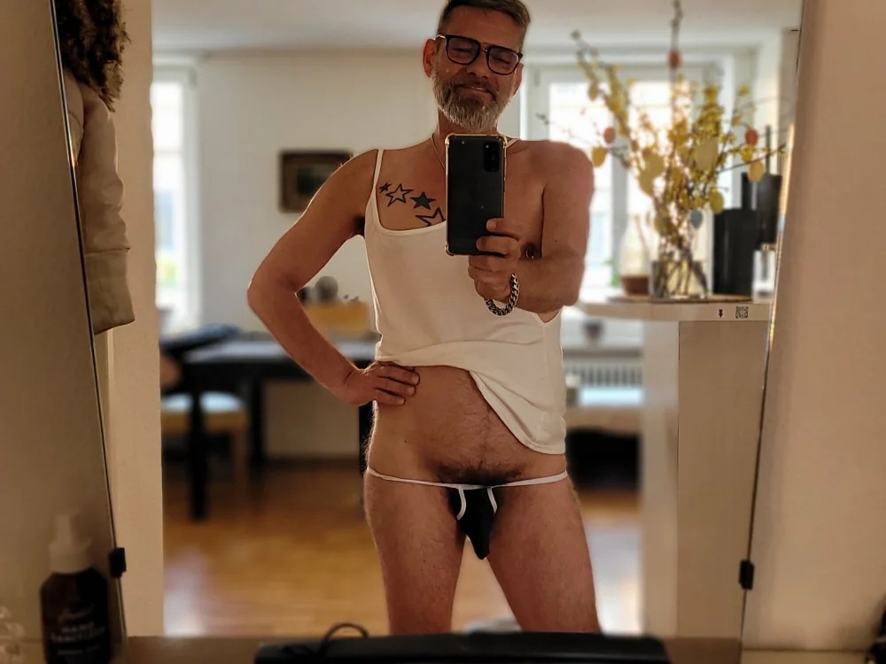 Thomster72 Chatroom