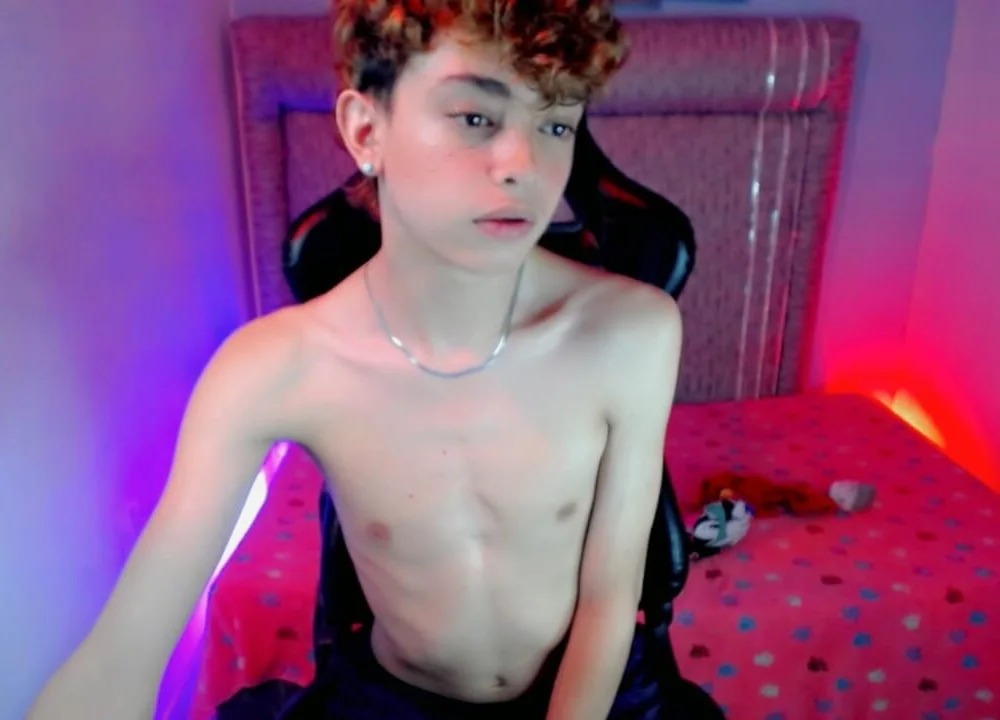 Thomy_hard Chatroom