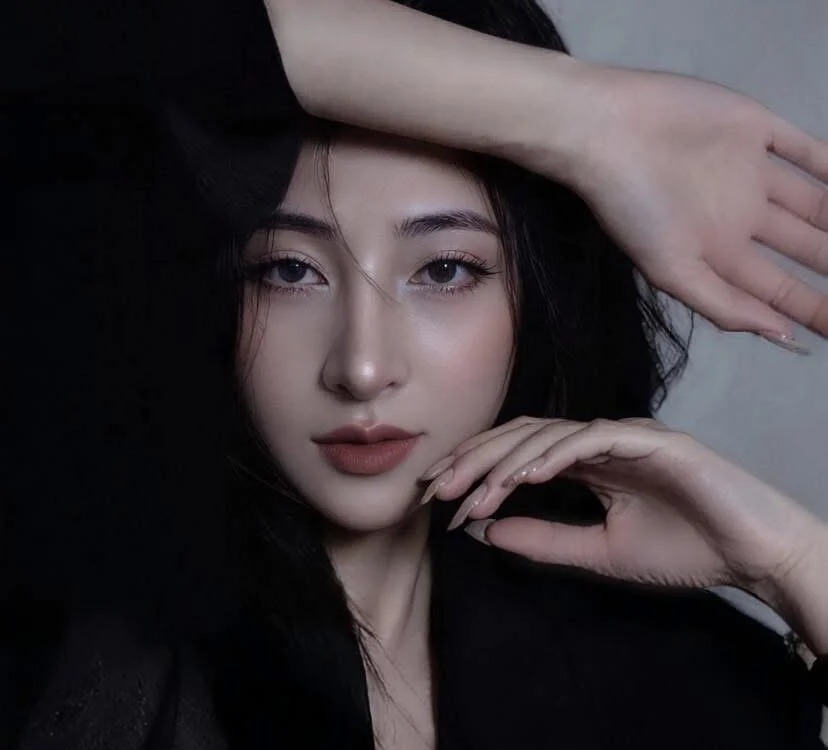 Thuy-chi Chatroom
