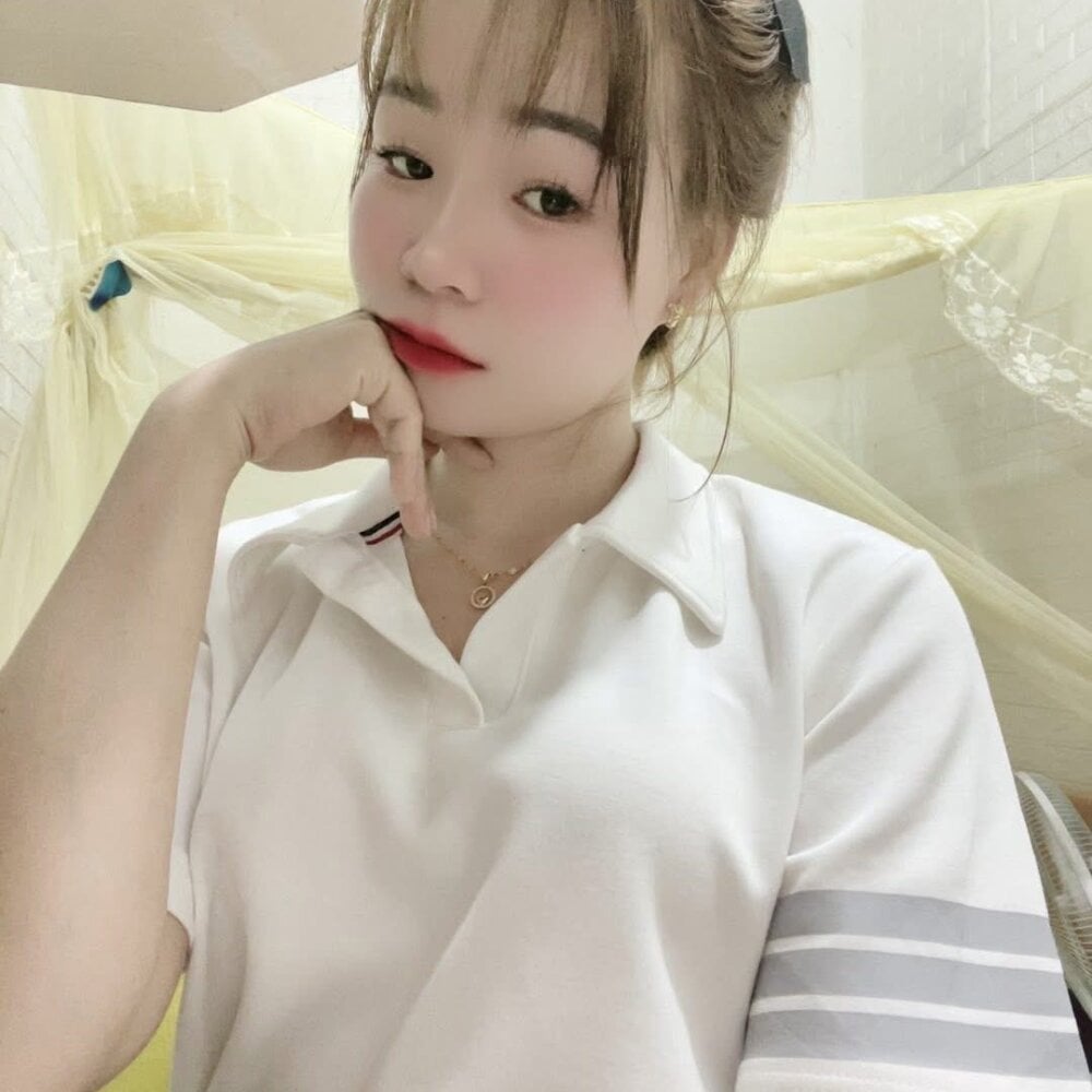 Tina216 Chatroom