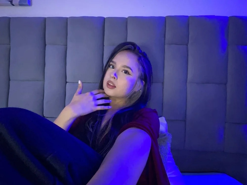 Tinakitten Chatroom