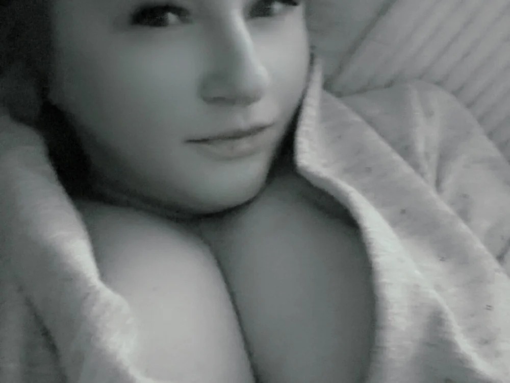Tinchen_Milf Chatroom