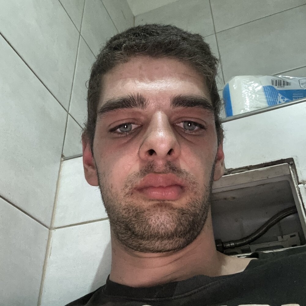 Tomek2224 Chatroom