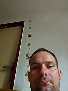 Tonojenej Chatroom