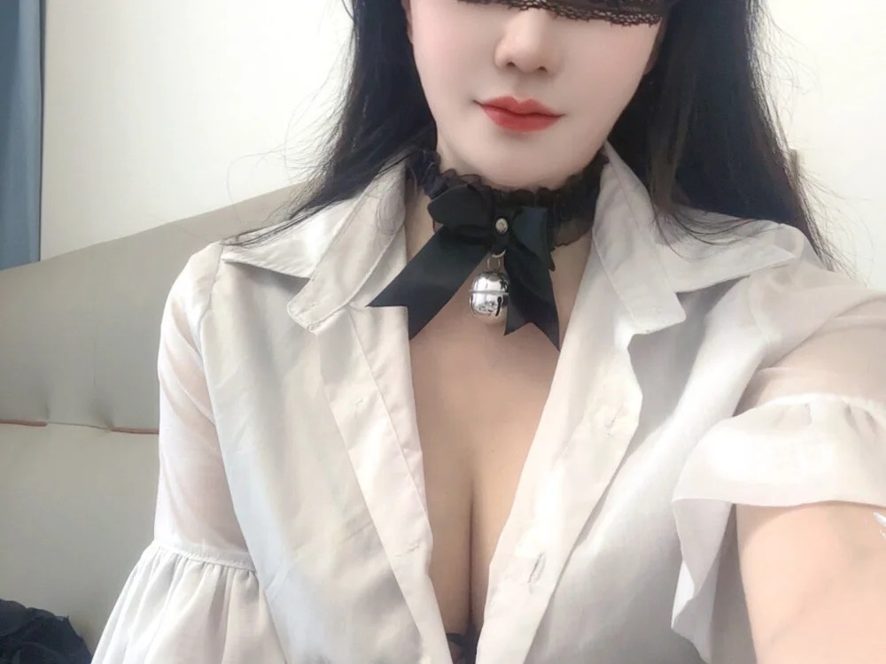 TopAlice566 Chatroom