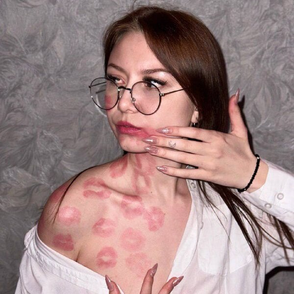 TravisStalter Chatroom