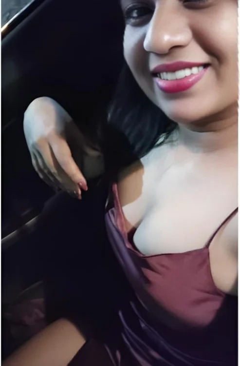 Trisha_Chhaya Chatroom