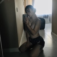 Trissy_Carly Chatroom