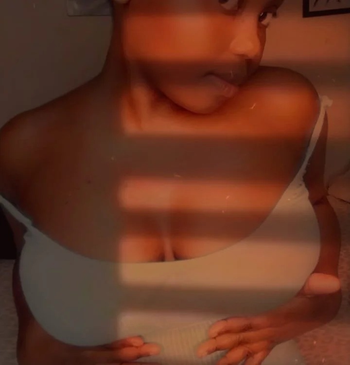 Trixie_Stacy Chatroom