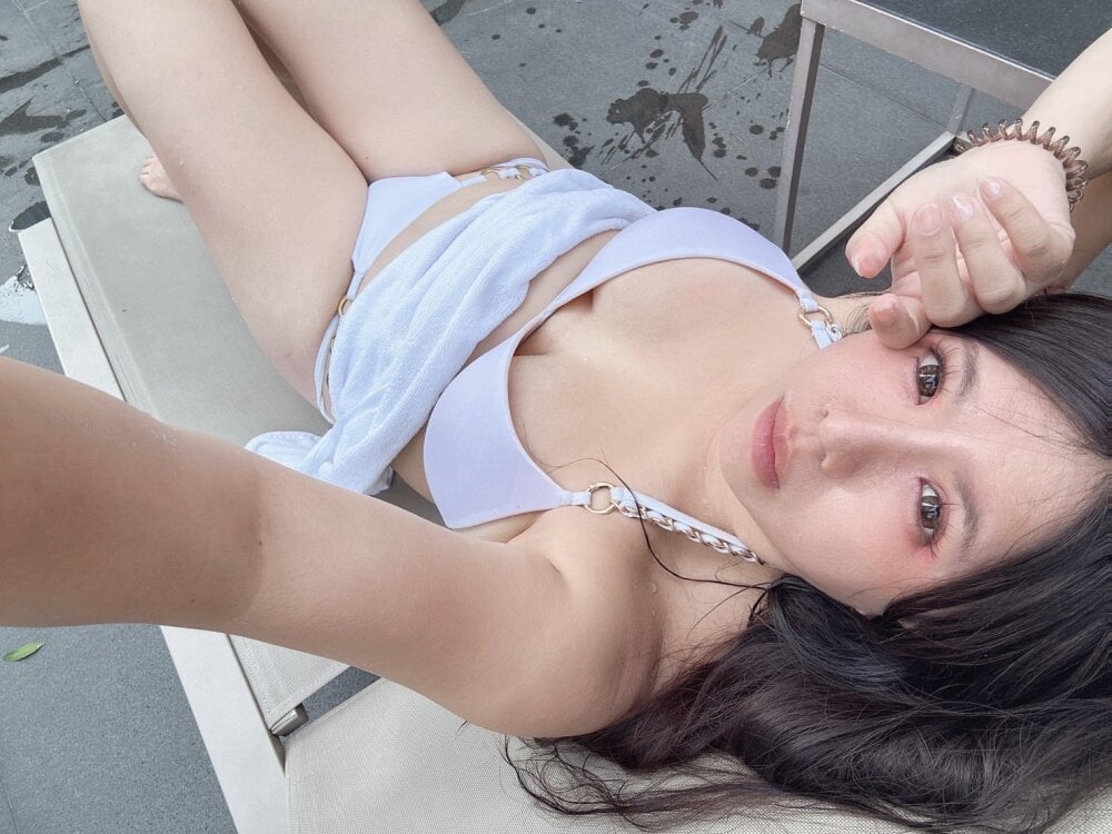 Tw_Nini781027 Chatroom