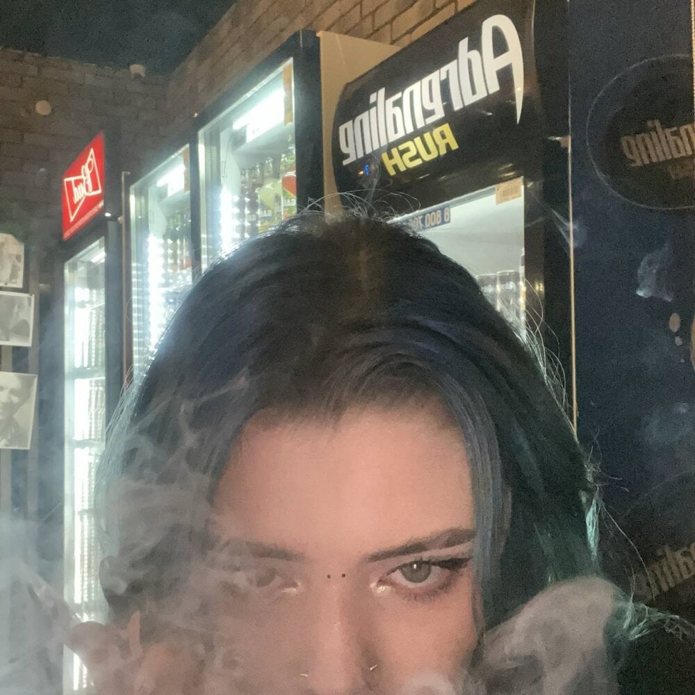 Twist_drip_meow Chatroom