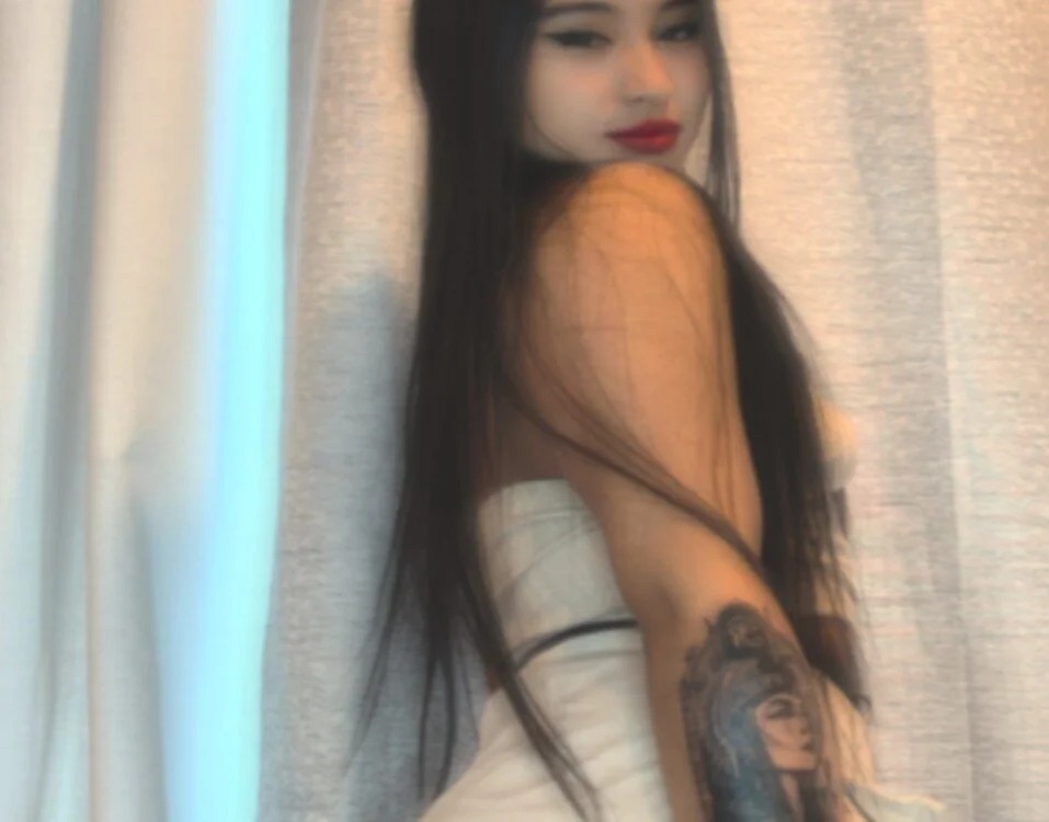 Tyler_Ari Chatroom