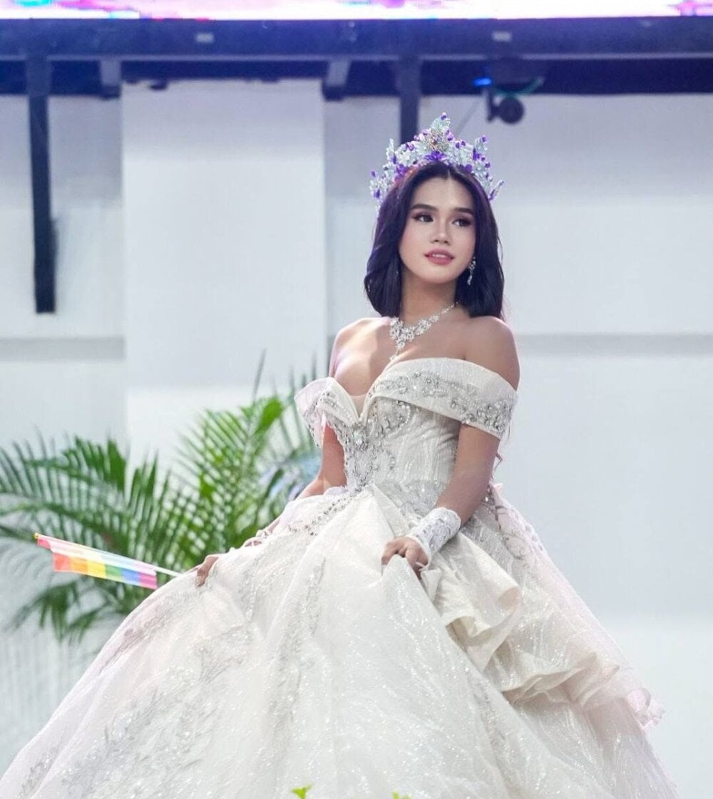 UrDreamAngel4u Chatroom