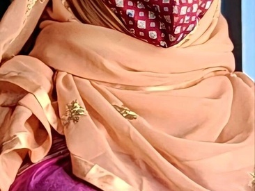 urs-lovely-laila