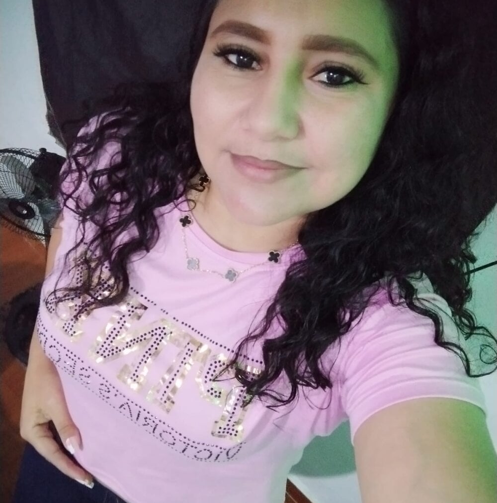 VERONICAA_5 Chatroom