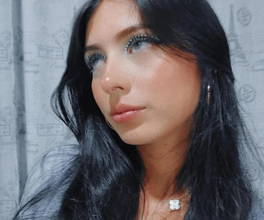 VIOLET_19XXX Chatroom