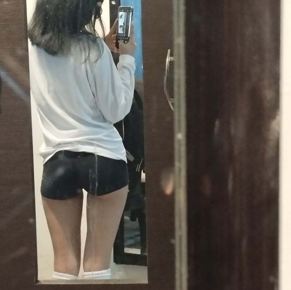 ValenFoxx Chatroom