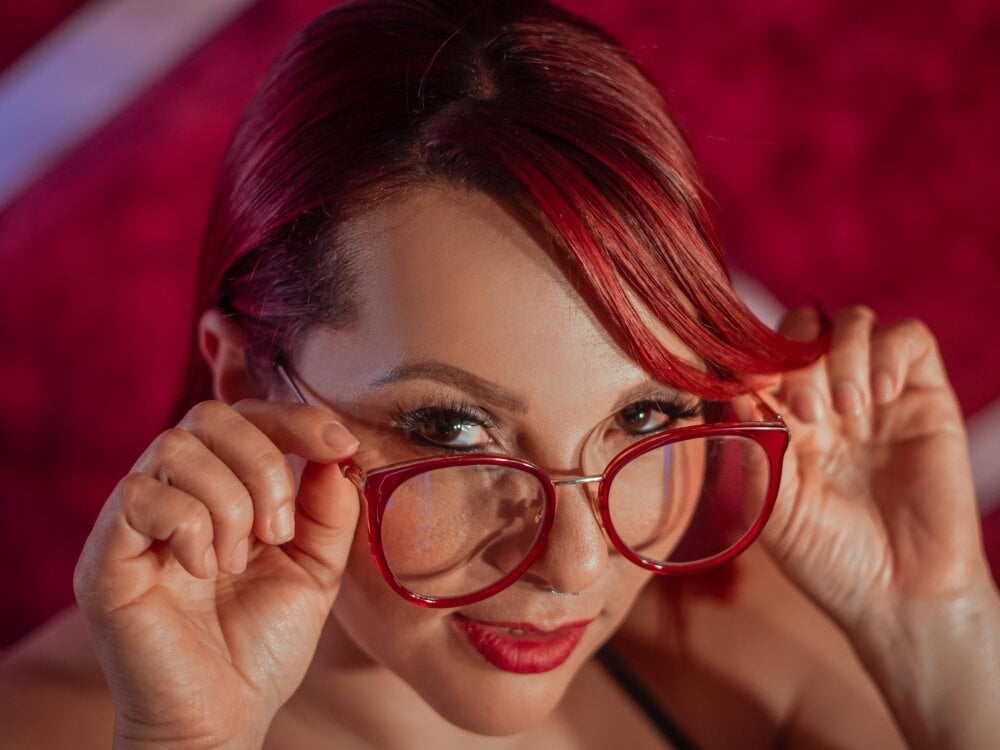 Valentina05_ Chatroom