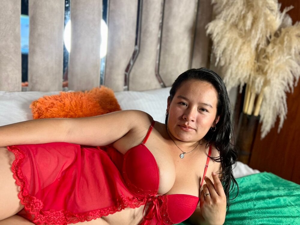 Valentina__Lux Chatroom