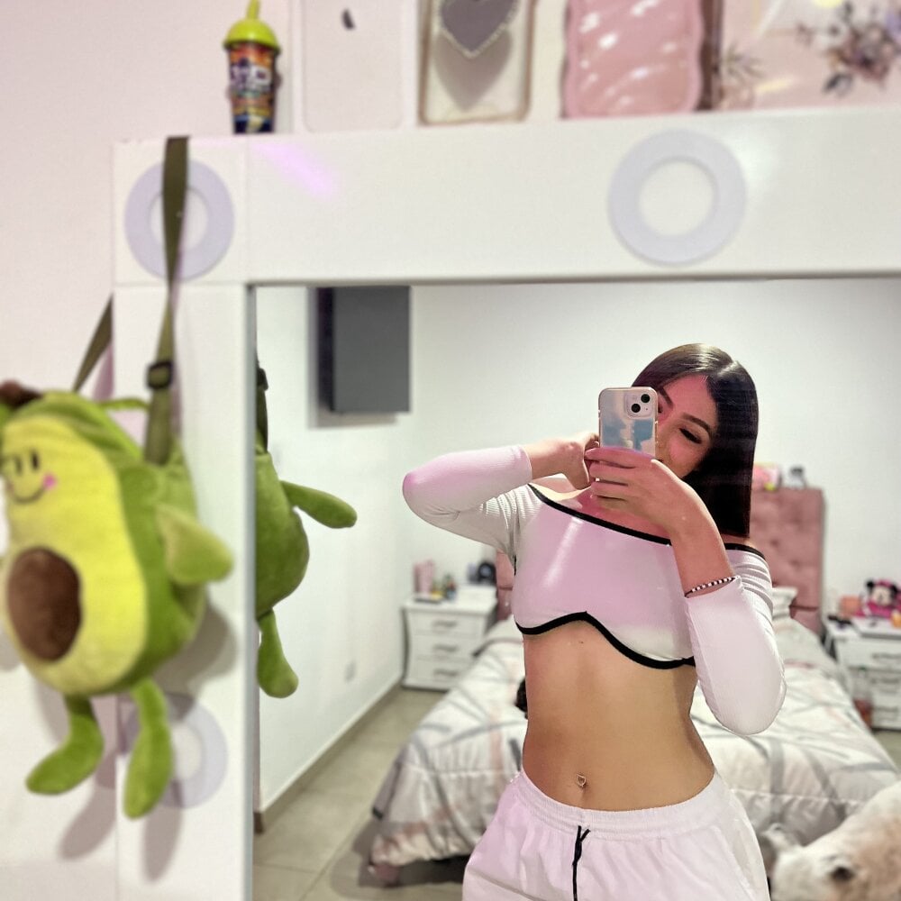 Valeria_moore Chatroom