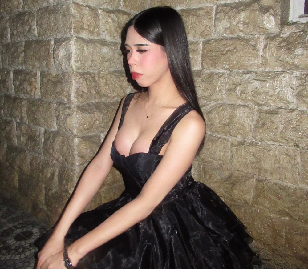 ValerieRiches Chatroom