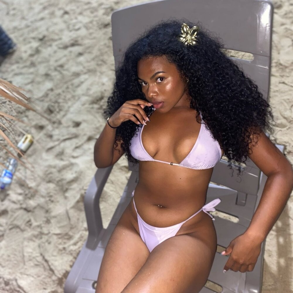 Valerii__smithh Chatroom