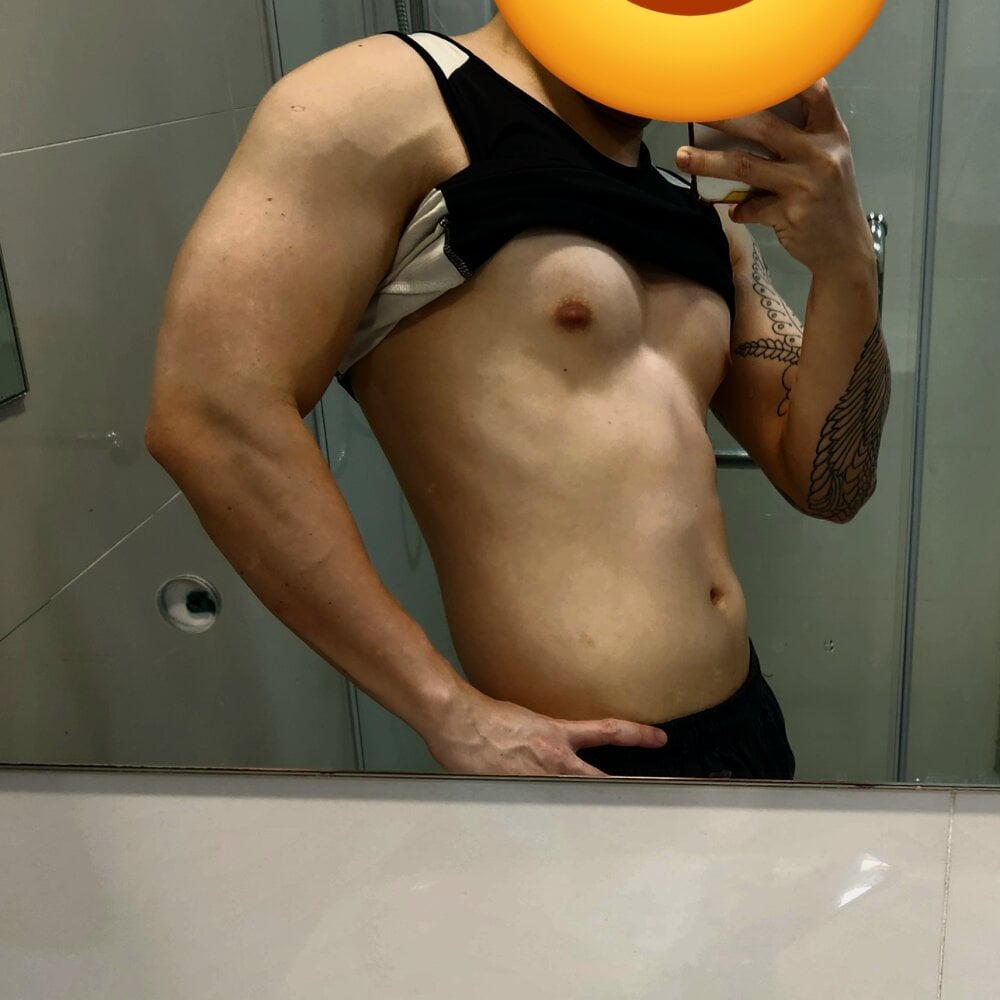 Valerious180 Chatroom