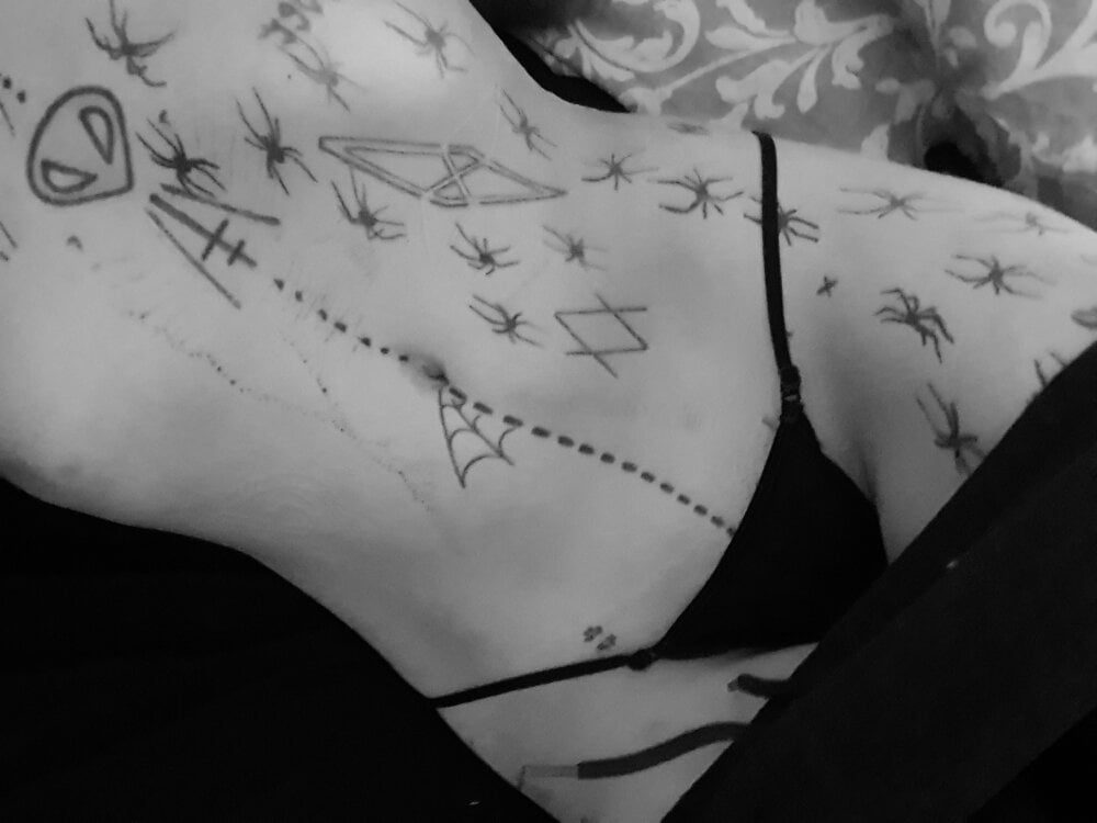 ValeryCrowley Chatroom