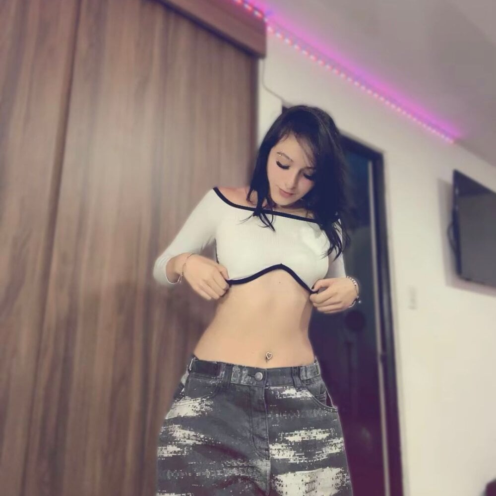 Valery_pink18 Chatroom