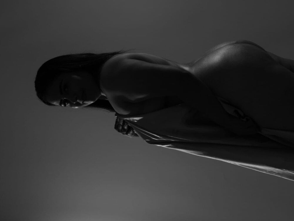 Valery_stuart Chatroom