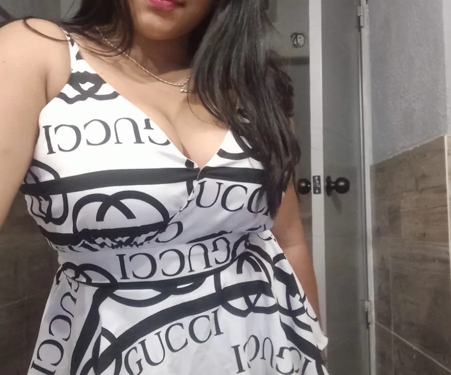 Valky_Hot Chatroom