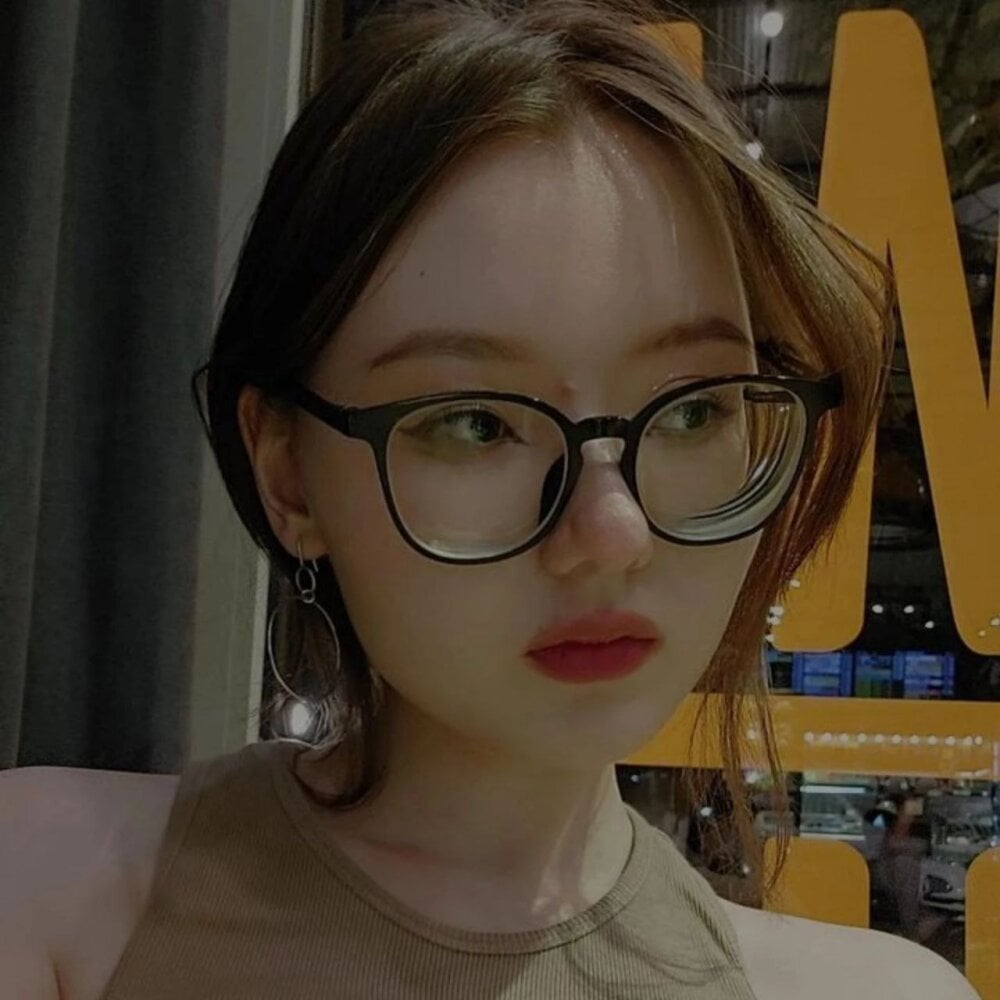 VelmaMaasch Chatroom