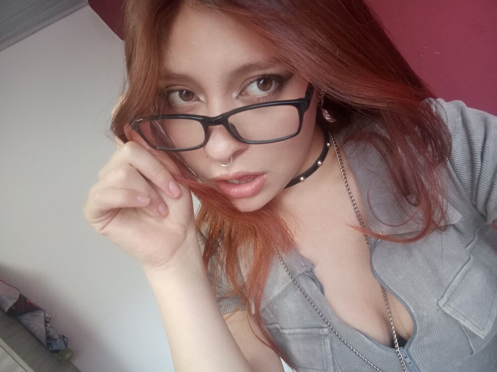 VelvetFox_ Chatroom