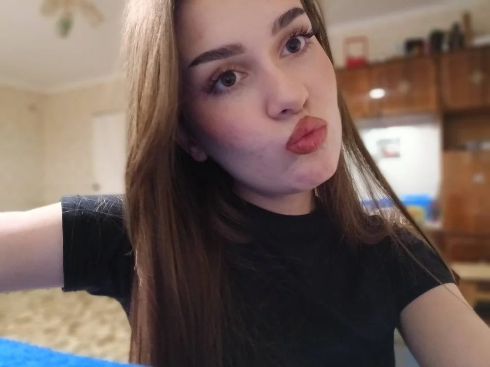 VelvetKittyX Chatroom