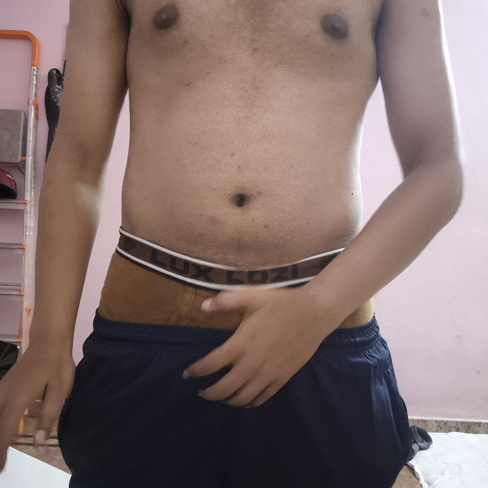 Velvet_Ghost Chatroom