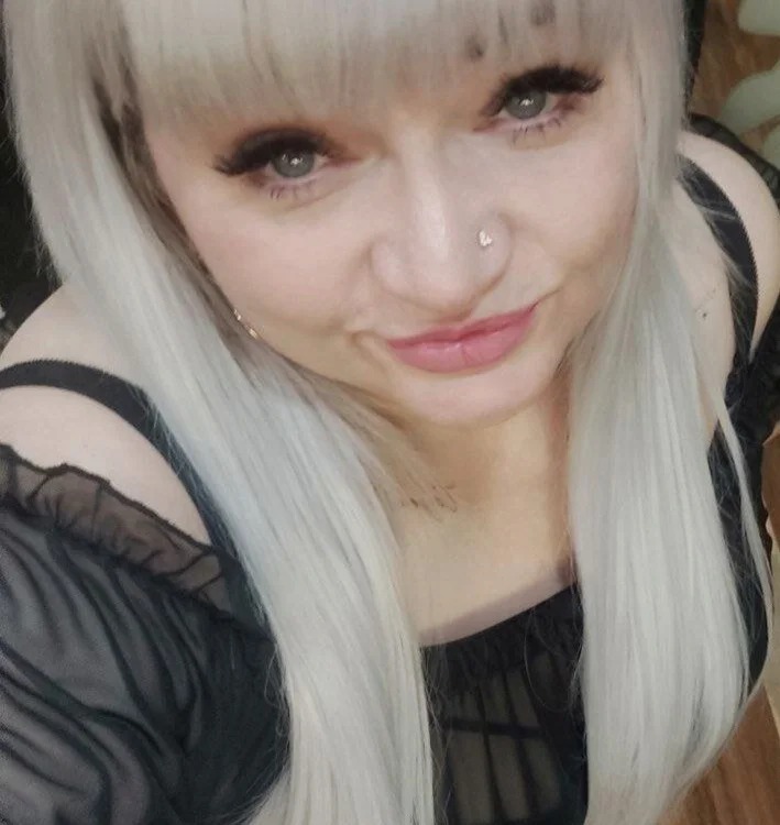 Vera_Ross Chatroom
