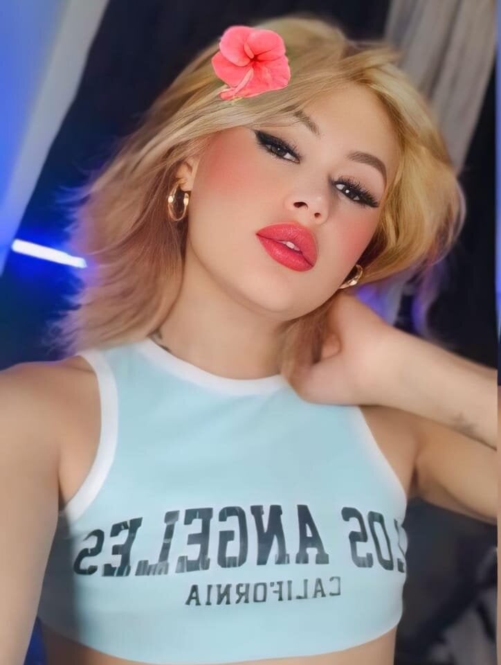 VeryHotGill Chatroom
