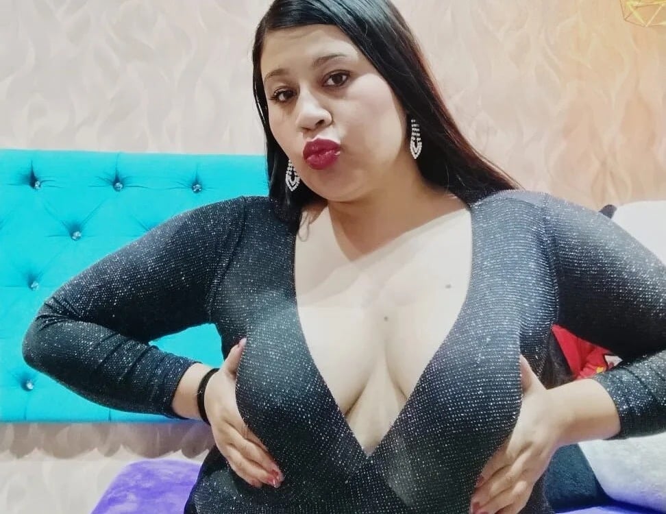 VickyAndrews Chatroom