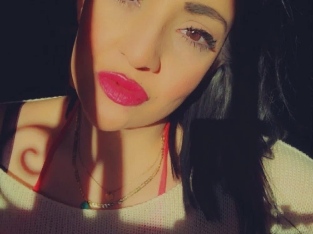 VickyVictoria21 Chatroom