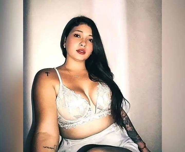 Vicky_Blush Chatroom