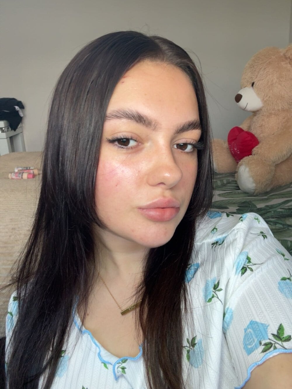 Victoria6989 Chatroom