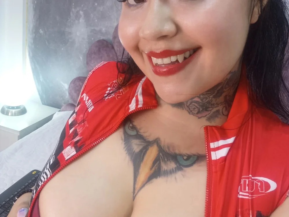 Victoria_Drew_ Chatroom